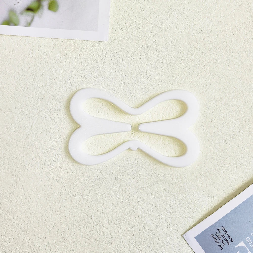 Multiple dragonfly shaped invisible underwear anti slip buckles, cross shoulder strap buckles, bra invisible buckles