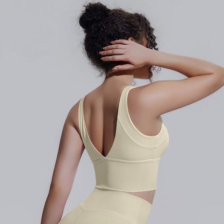 Women Summer Yoga Bra Underwear Shockproof Bra Sports Running Beautiful Back V Shaped Fitness Yoga Tank Top Bra with Chest Pad 