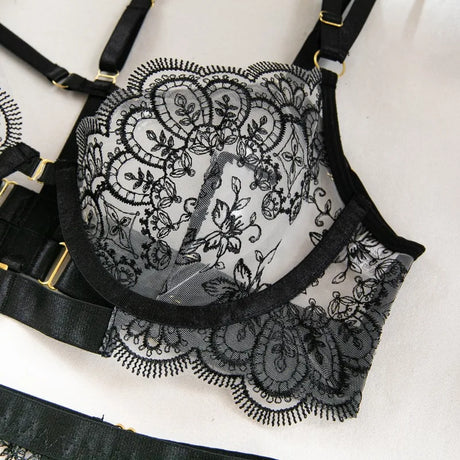 Sexy Lace Lingerie Set With Garter Belt Eyelash Underwire Bra Nude Illusion Strappy Sensual Costume Exotic Underwear Party Club