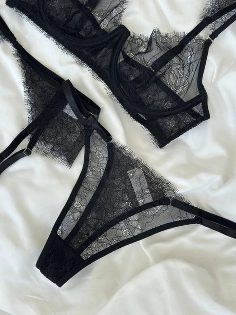 Women's Black Lace Lingerie Set Underwire Bra Thong Panty Garter Straps Choker Gloves Floral Embroidery Sexy Underwear Outfit