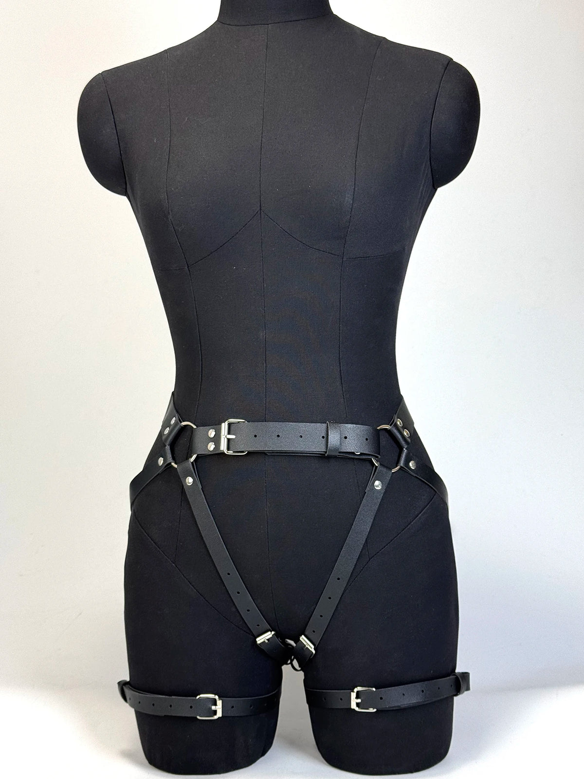 Sexy PU Leather Thigh Garter Belt Buttocks Harness for Women Body Bondage Goth Fetish Clothing Accessories Adult Sex Toy