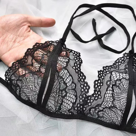 New Style Erotic Three-point Lingerie Set Women's Lace Hollowed Out Non Adjustable Underwear Sexy Crotchless Low Waist G-string