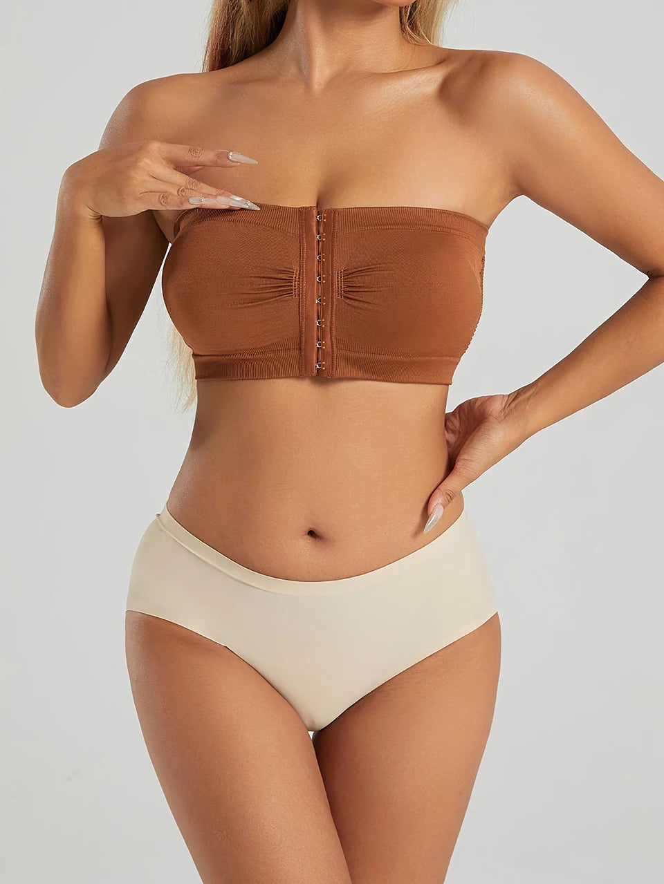 Women's Plus Size Strapless Front Closure Bandeau Bra Seamless Wireless Bralette Tube Top Non-Slip Everyday Brassiere