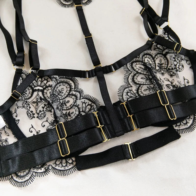 Sexy Lace Lingerie Set With Garter Belt Eyelash Underwire Bra Nude Illusion Strappy Sensual Costume Exotic Underwear Party Club