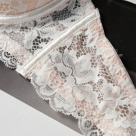 Black Lace Bra Women Small Chests Gathering Bralette Removable Shoulder Strap Soft Steel Ring Bras Wedding Party Dress Underwear