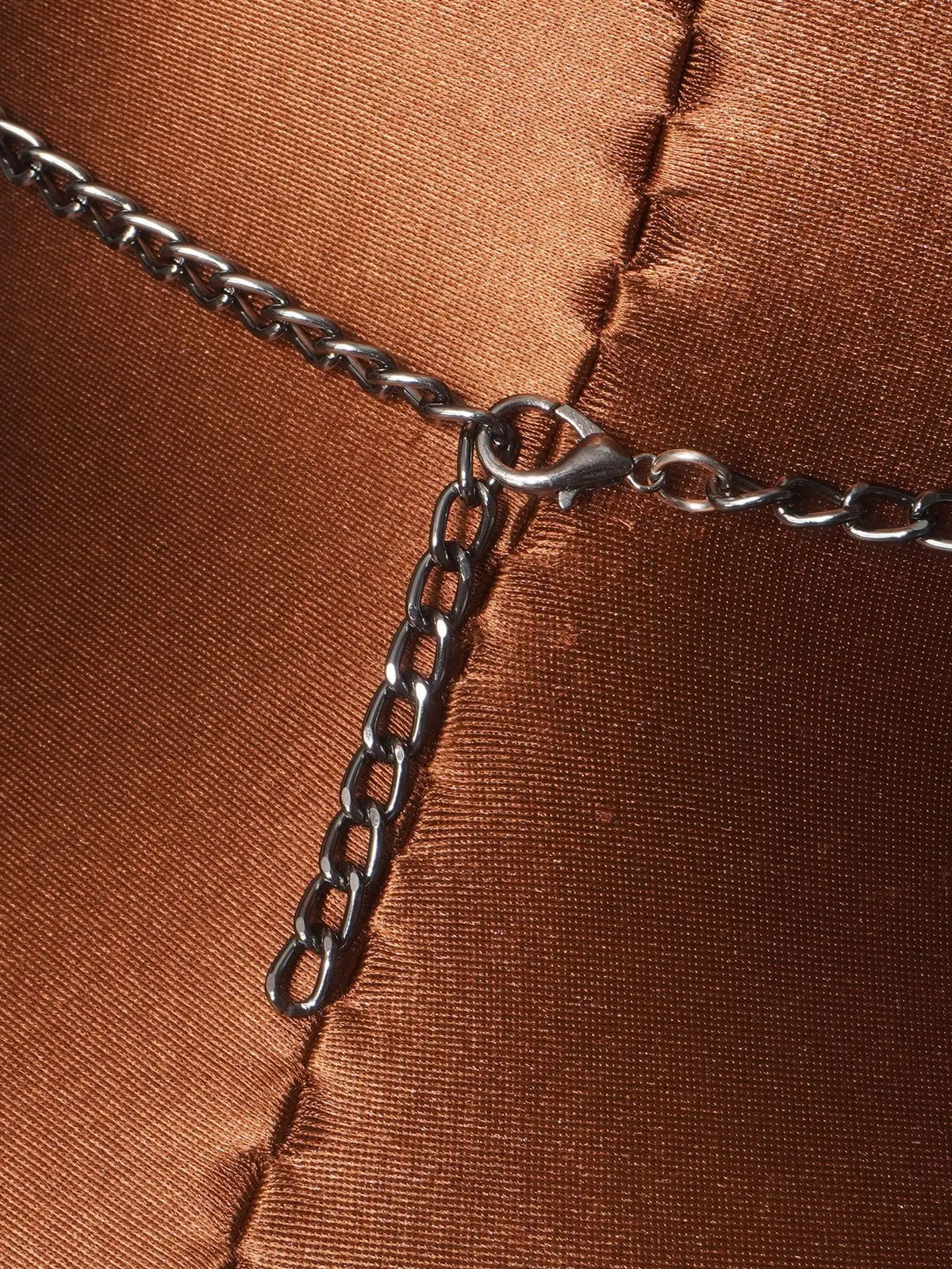 Women Sexy Backless Shine Diamond Body Chain Exotic Tanks Novelty Hollow Out Chest Chains Decor Bustier Tops Nightbar Clubwear