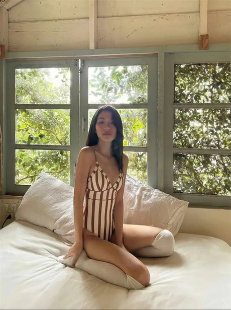 Sexy Stripe One-Piece Swimsuit Women's Beach Vacation Thermal Bath Towel Included Two-Piece Set Slimming Cover up