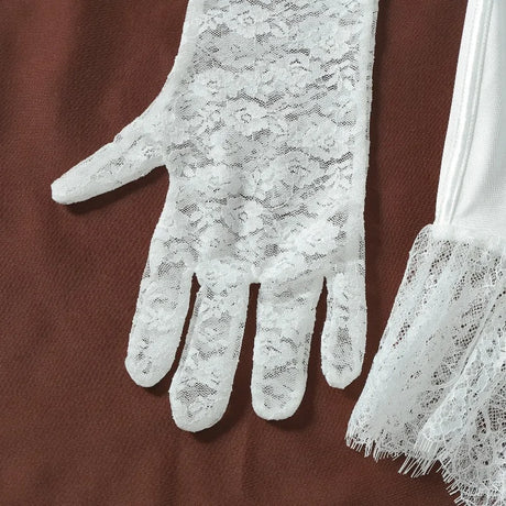 Women's White Corset Lingerie Set 4 Piece Underwire Dress Thong Panty Lace Gloves Stockings Sexy Nightwear Set Elegant Stretchy