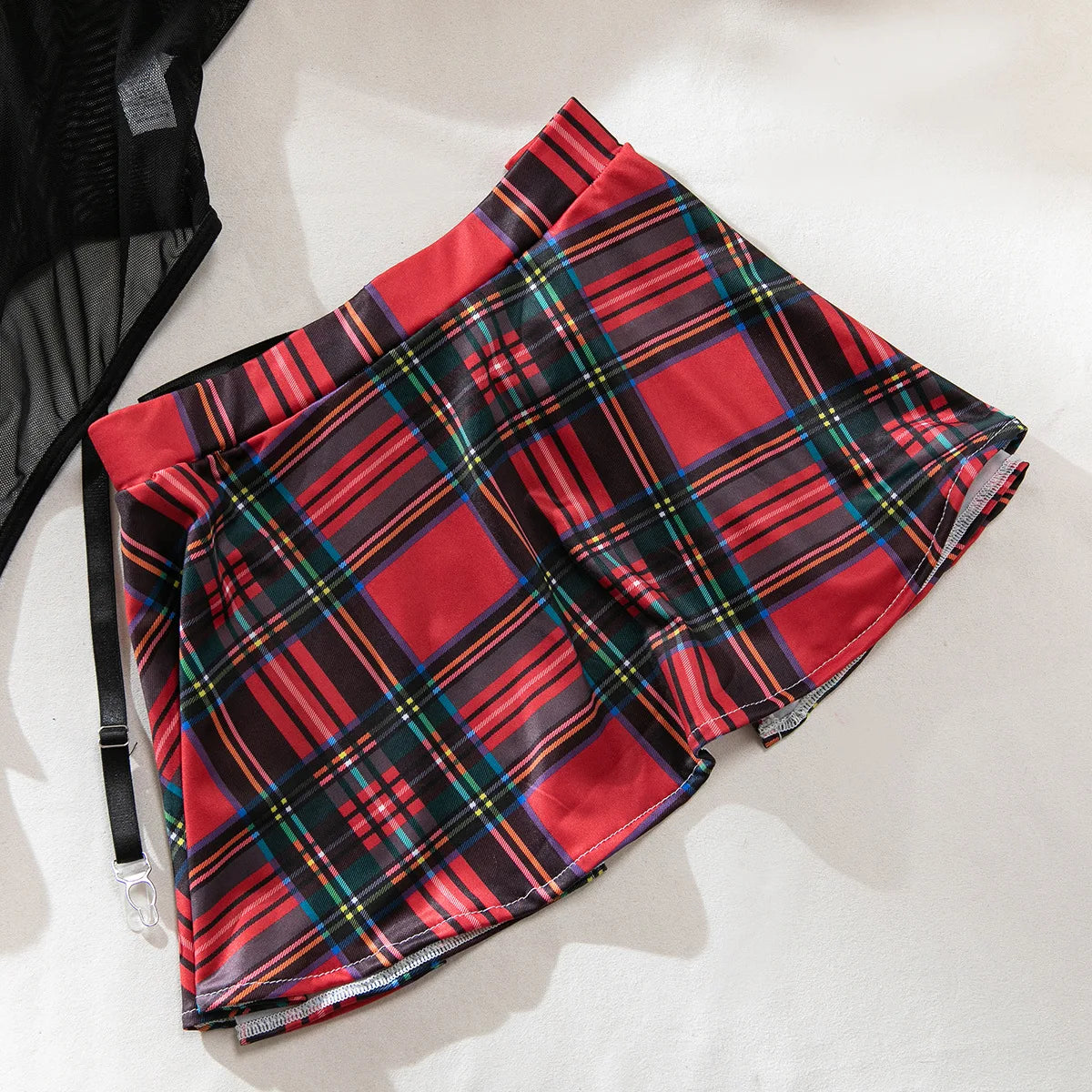 Toucheart Halloween Maid Costume Cosplay Red Plaid Uniform with Net Sock Slim Skirt Interesting Seductive Romantic Underwear Set