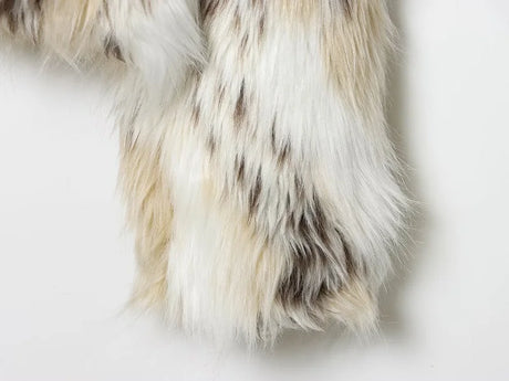 MUJER Faux Fur Women's Teddy Coat Cropped Plush Jacket Woman Winter Fluffy Coats for Women Outerwears New in Coats and Jackets