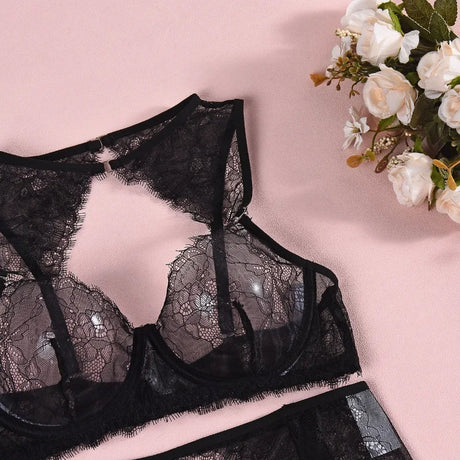 Women's Black Lace Lingerie Set Underwire Bra Thong Panty Garter Straps Choker Gloves Floral Embroidery Sexy Underwear Outfit