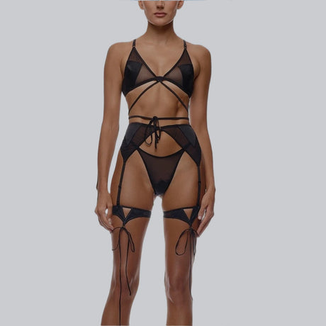 Sexy hot Lingеrie Fashionable hollow-out sheer mesh tie-up shaping slim sexy three-piece lingerie set, four-piece ensemble