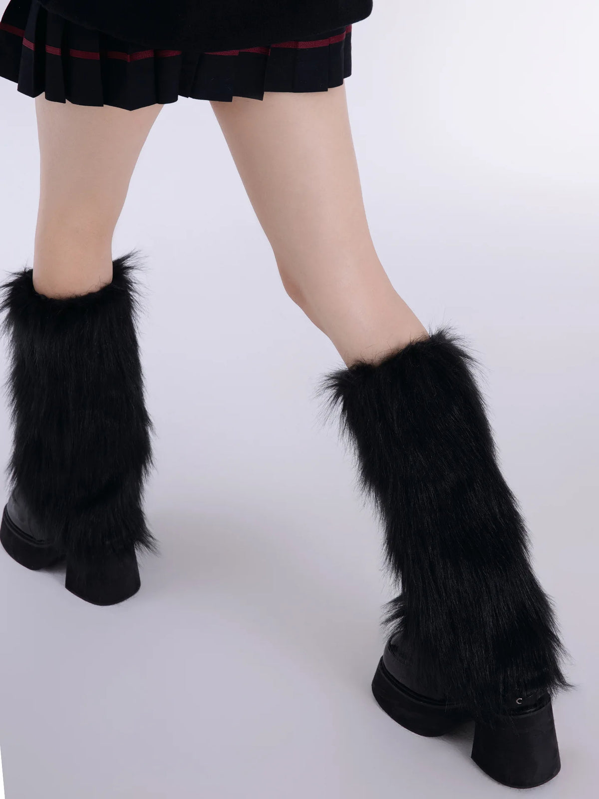 Women's Artificial Fur Leg Warmers Japanese Lolita Autumn And Winter Black And White Knitted Socks Leg Warmers For Women