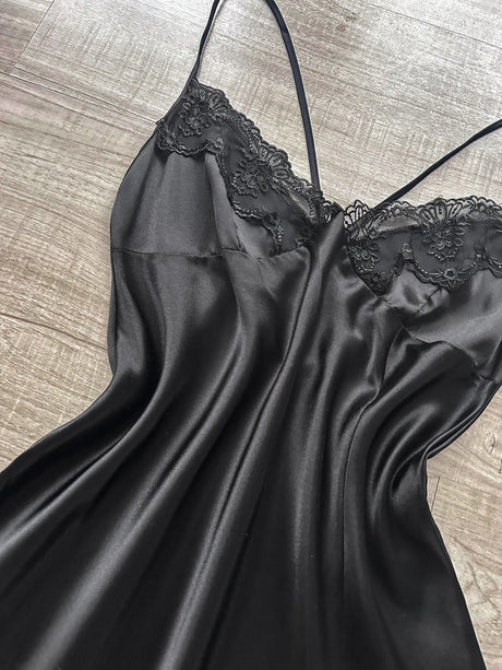 Women's Lace Patchwork Nightgown Sexy Sleepwear Fashionable Halter Dress V Neck Pajamas Solid Color Elegant Lady's Clothes