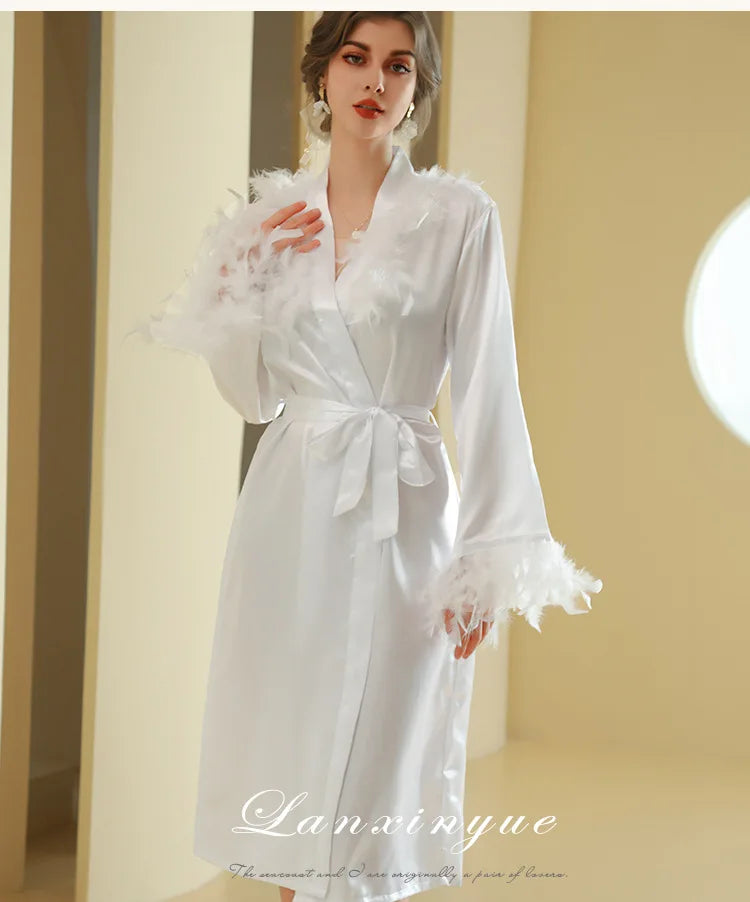 Customized Bathrobe for Women Personalized Name And Date Robe Add Any Text Gown for Bridal Party Feather Bride Robes