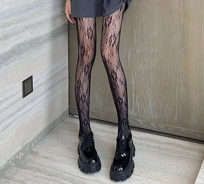 Harajuku Black White Brown Hollowed Out Lace Mesh Pantyhose Floral Rattan Bottomed Stockings Sexy Women Tights Fashion Hosiery