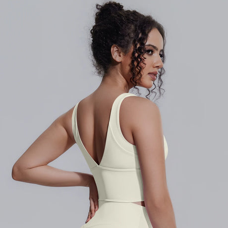 Women Summer Yoga Bra Underwear Shockproof Bra Sports Running Beautiful Back V Shaped Fitness Yoga Tank Top Bra with Chest Pad 