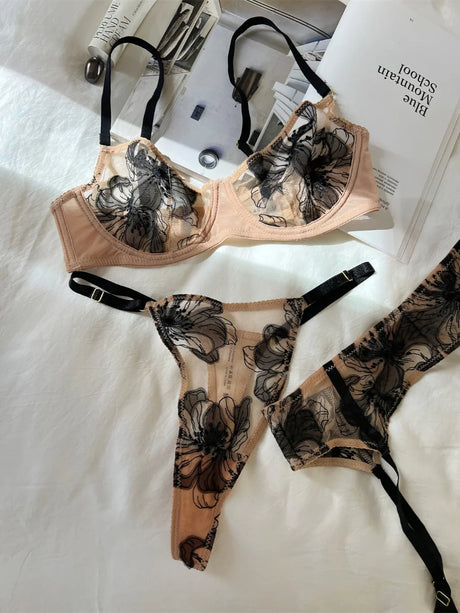 French Three-piece Suit Sexy Thin Bra Lingerie Lace Adjustment Gathered Cutout Underwire Pure Desire Bra and Panty with Garter