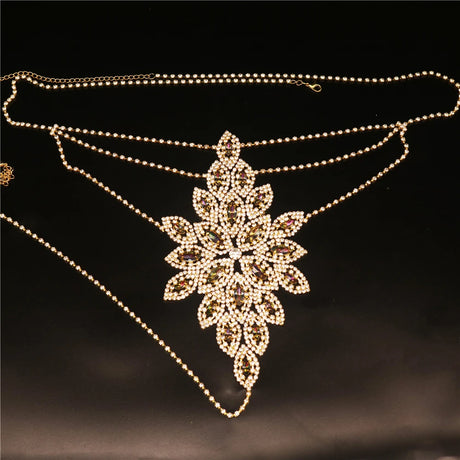 Fashion Sexy Body Jewelry Set Rhinestone Chain Bra and Thong Glisten Harness Set Chest Chain and Panties Flower Lingerie Chain