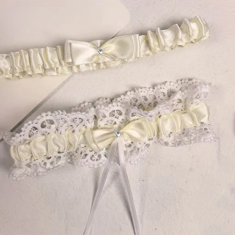 Women Lace Bow Silky Smooth Satin Elastic Thigh Strap Garter Belt Sexy Thigh Bands Party Bride Leg Garter Cosplay Tea Time