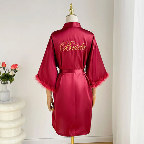White Bride Wedding Robe with Feathers Women Satin Peignoir Sexy Bridesmids Kimono Gowns Short Bathrobe Bridal Intimate Lingerie