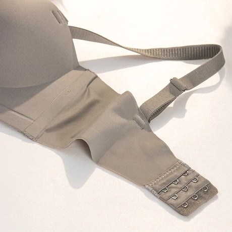 Half Cup of Scarless Suspender Bra Without Steel Rings Gathering Strapless Breasts for Women Adjustable Sexy Scarless Underwear