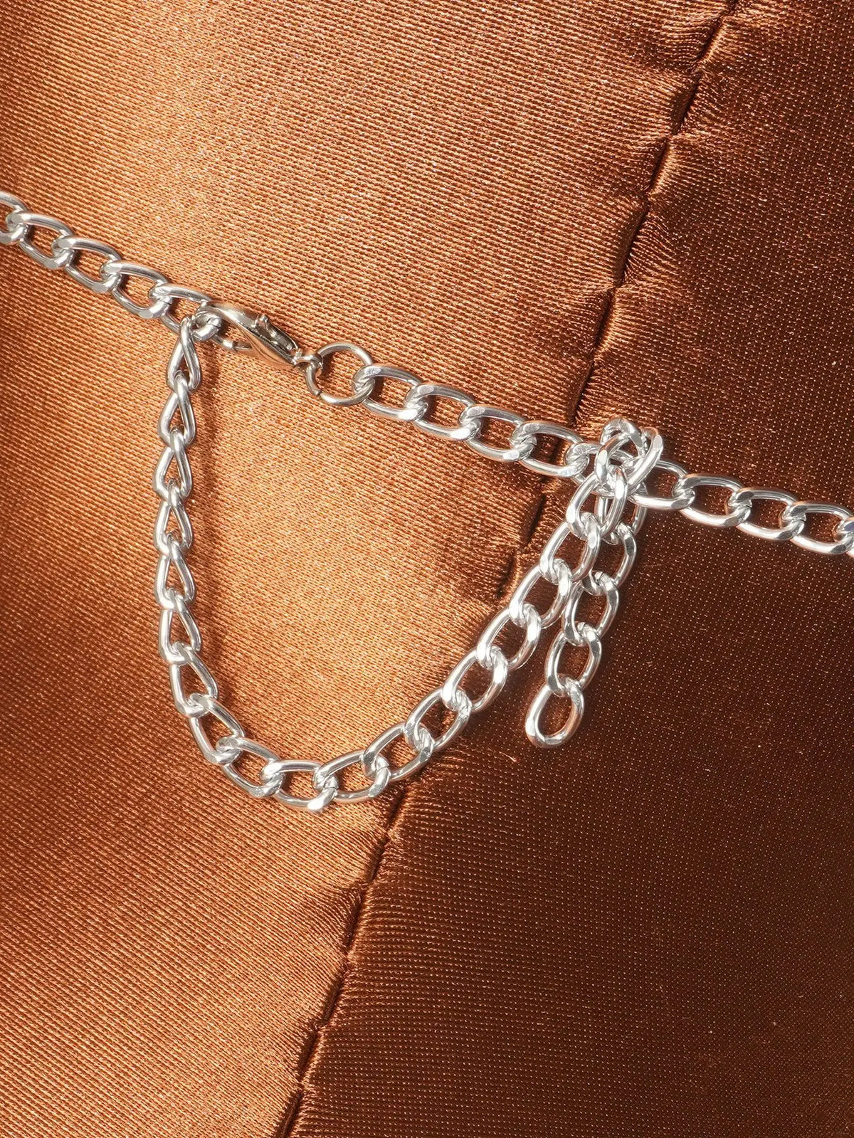 Women Sexy Backless Shine Diamond Body Chain Exotic Tanks Novelty Hollow Out Chest Chains Decor Bustier Tops Nightbar Clubwear