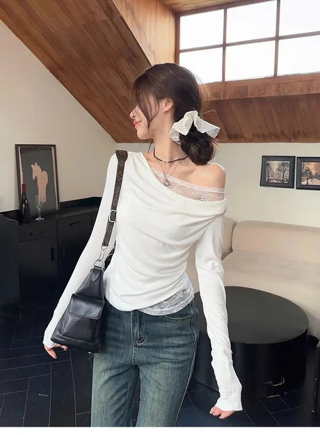 Lace Splice Asymmetrical Shoulder Long Sleeve T-Shirt Women's Slim Fit White Top for Autumn Winter Commute Casual Wear