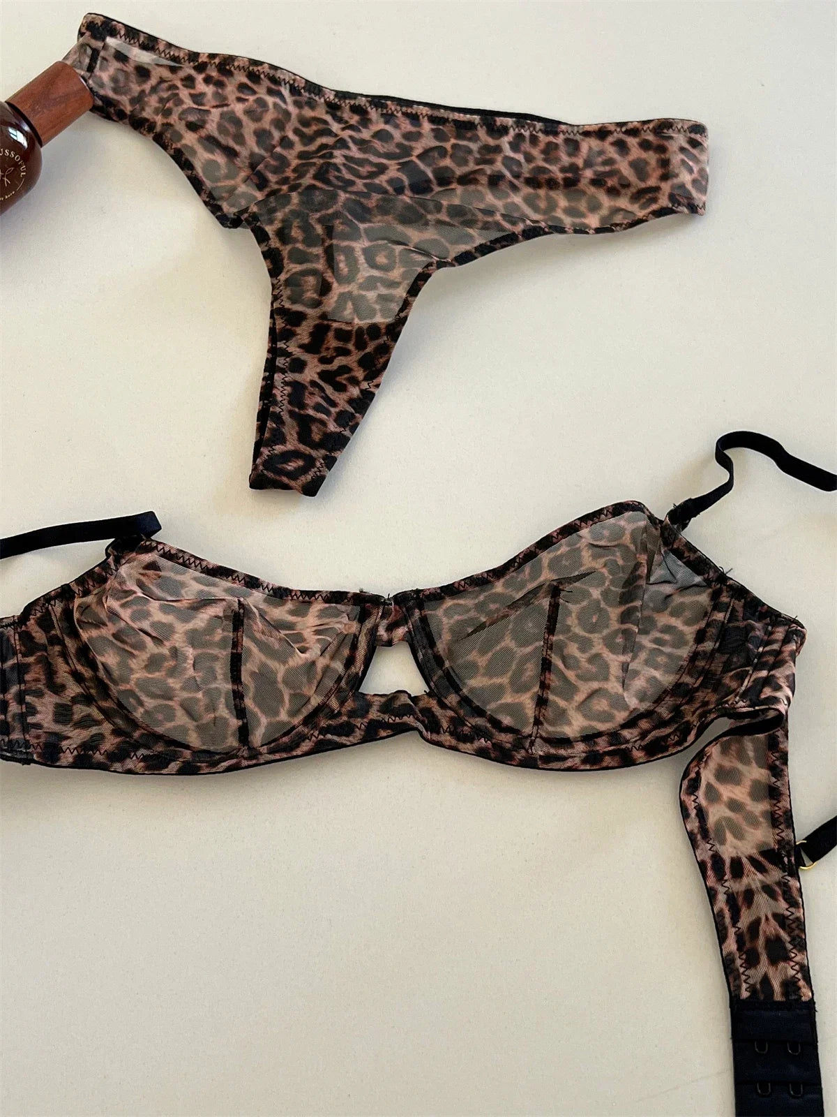 Seamless Leopard Print 2-piece Bra Set Lingerie Sexy See Through Erotic Romantic Set Underwear Women Bra and Panty Set