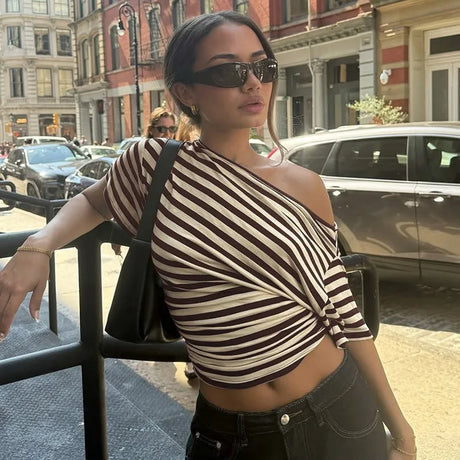 2026 New Autumn Women Vintage Striped Off Shoulder T-shirt Waist Cinching Slim Fit Daily Wear Ladies Tops