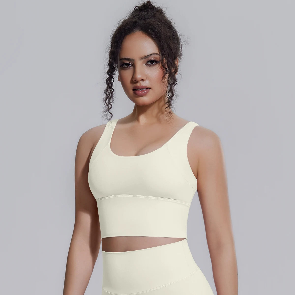 Women Summer Yoga Bra Underwear Shockproof Bra Sports Running Beautiful Back V Shaped Fitness Yoga Tank Top Bra with Chest Pad ﻿