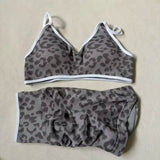 LOGO 2pcs High Quality Yoga SetNew Leopard Print Sports Underwear, Shockproof Butt Lift Workout Sports Trousers Women Activewear