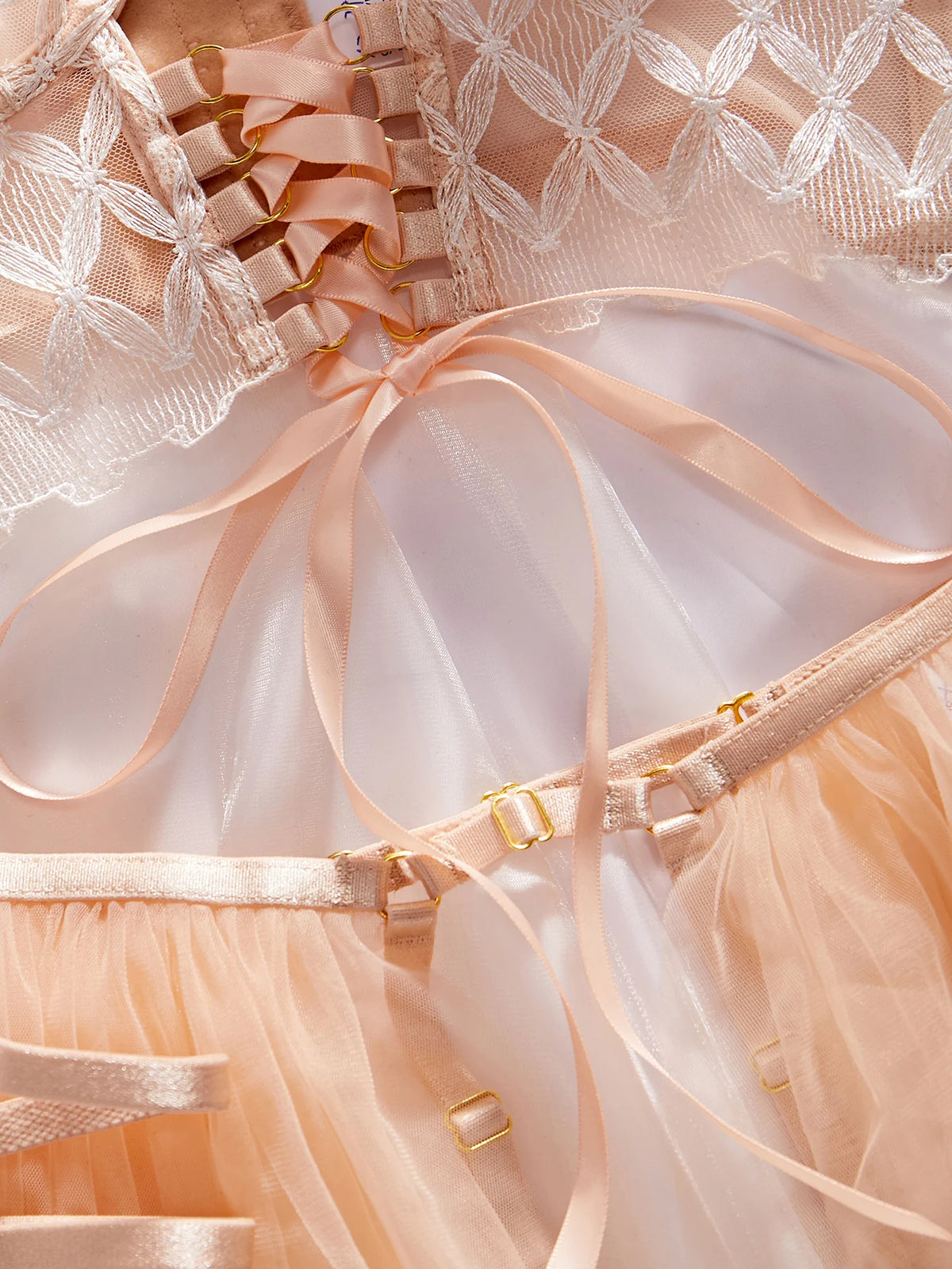 2026 Hot Sales New Fashion Diamond Lattice Embroidery Sexy Women'S Underwear Three-Piece Strappy Mesh Tutu Erotic Bra Thong Set