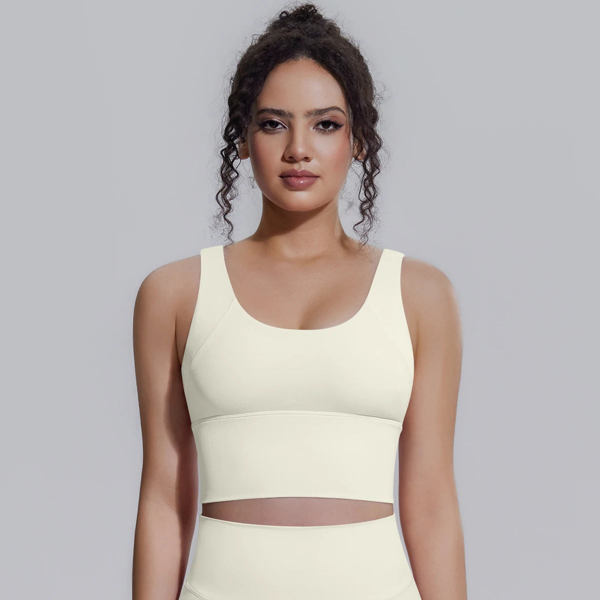 Women Summer Yoga Bra Underwear Shockproof Bra Sports Running Beautiful Back V Shaped Fitness Yoga Tank Top Bra with Chest Pad ﻿