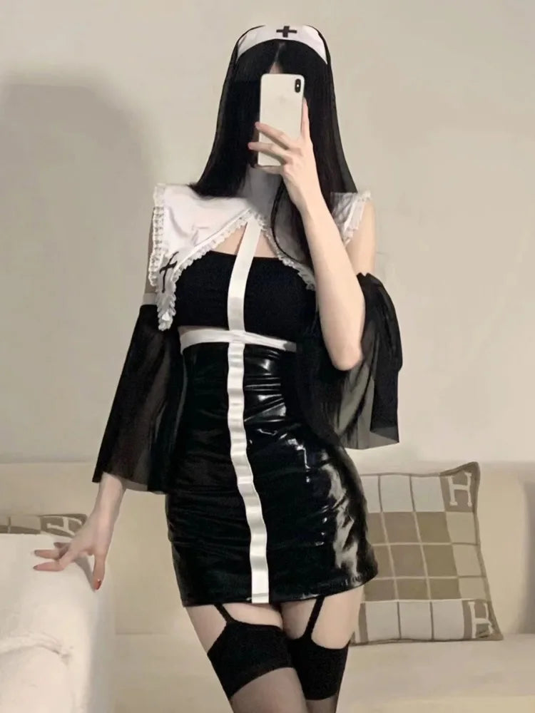 Women Shiny Patent Leather Dress Long Sleeve Bodycon Latex Outfit with Zipper Hollow Neck Club Party Nightwear Cosplay Costumes