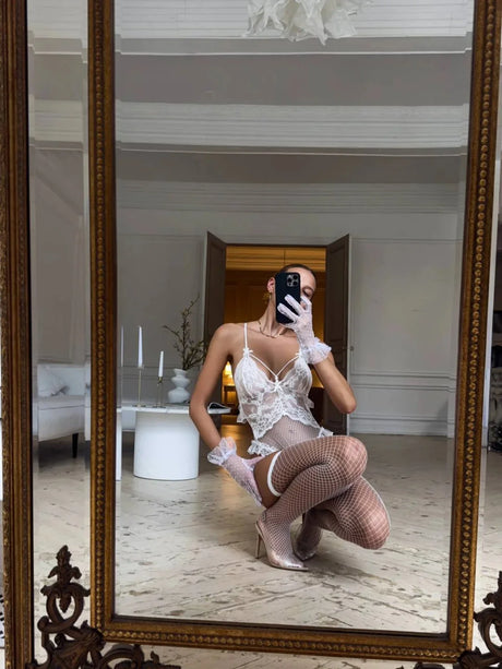 Toucheart Sexy Sling Bodysuit Open Crotch Women See-through Lace Seductive Skinny Plunge Hot Erotic Seductive Hollow Bodysuit