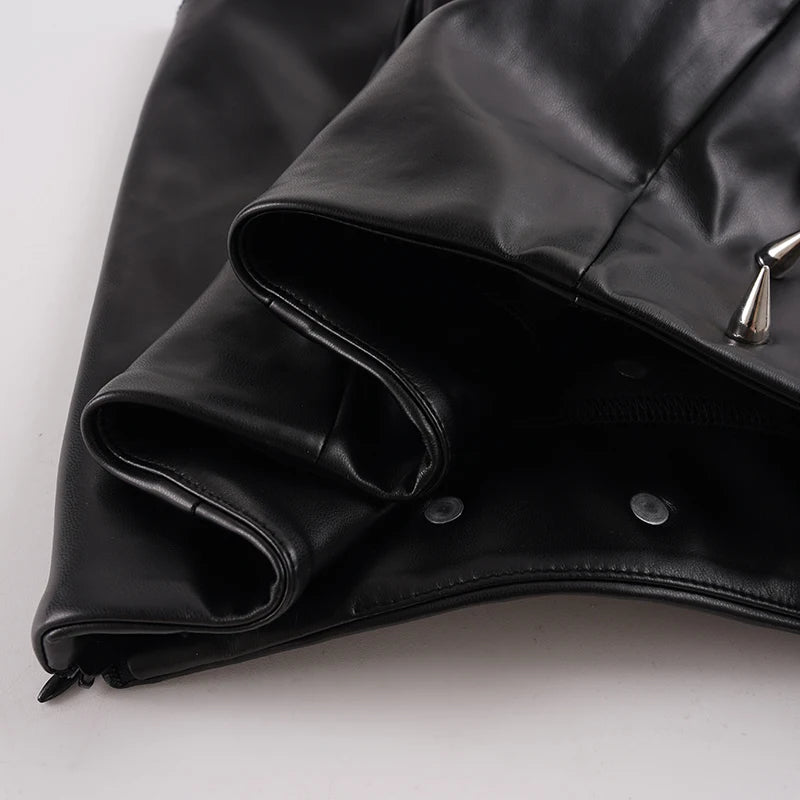 Women Low Waist Faux Leather Mini Shorts Spike Studded Decor Slim Fit Solid Black Punk Gothic Clubwear Y2K Streetwear Bottoms
