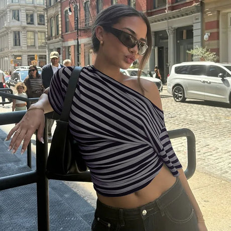 2026 New Autumn Women Vintage Striped Off Shoulder T-shirt Waist Cinching Slim Fit Daily Wear Ladies Tops