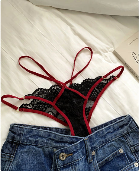 French Lace G Strings Low Waist Seamless Panties with Sheer Mesh Panels for a Sensual Fit
