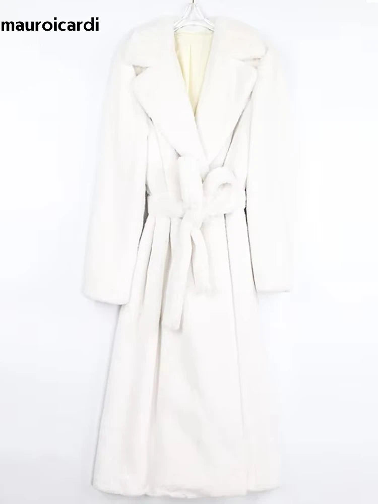 Mauroicardi Winter Long White Black Warm Thick Soft Flowy Fluffy Faux Fur Coat Women Sashes Loose Casual Furry Overcoat 2024