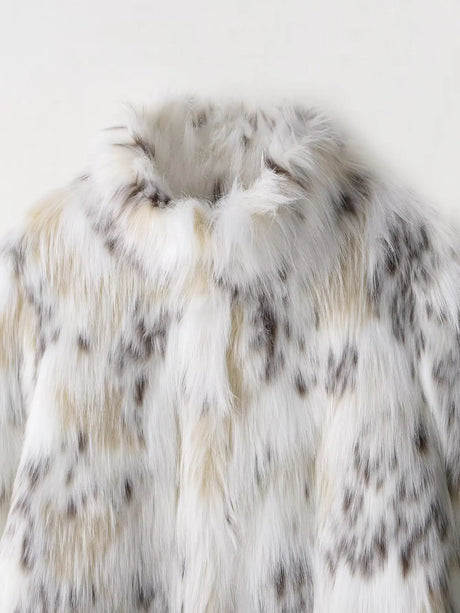 Short Stand Faux Fur Jacket White Loose Luxury Plush Coat Stylish Long Sleeves Women's Furry Jacket Winter New Fluffy Outerwears