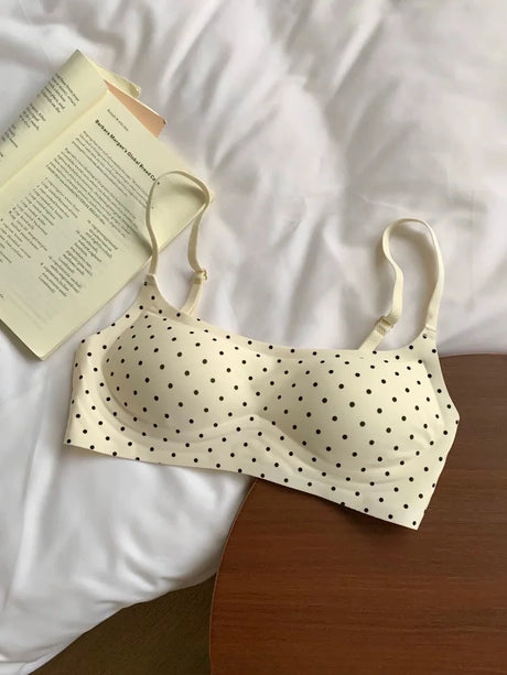 Plunge Neck Floral Demi Cup Bra Small Bust Wirefree Push Up Seamless Invisible Thin Cute Teen Girls Daily Wear Underwear