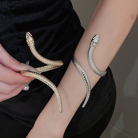 New Arrival Snake Shaped Cuff Bracelet Ring Set for Women Exaggerated Metal Unique Design Bracelet Fashion Jewelry Set