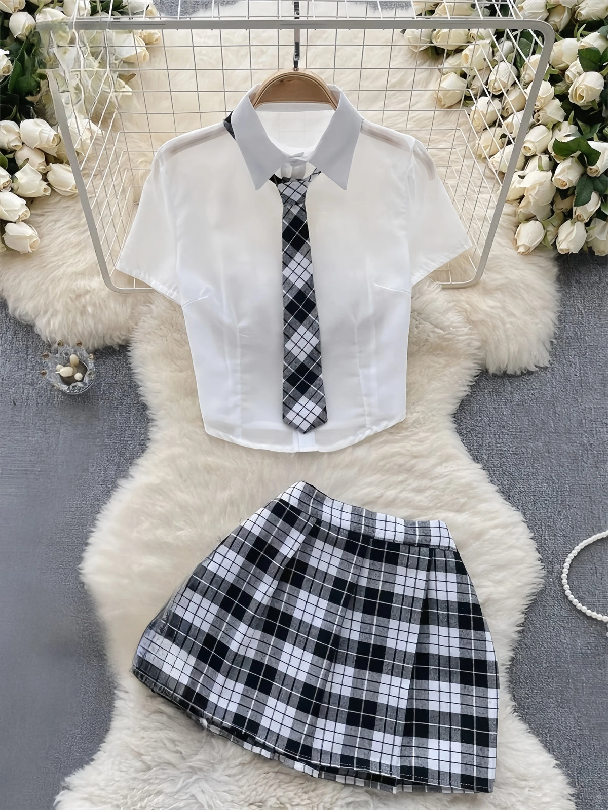 Women Sets Ruffled Apron Shorts Headband Maid Cosplay Costume Rabbit Officer Party Park Performance Sexy Suits Hotsweet Clothes