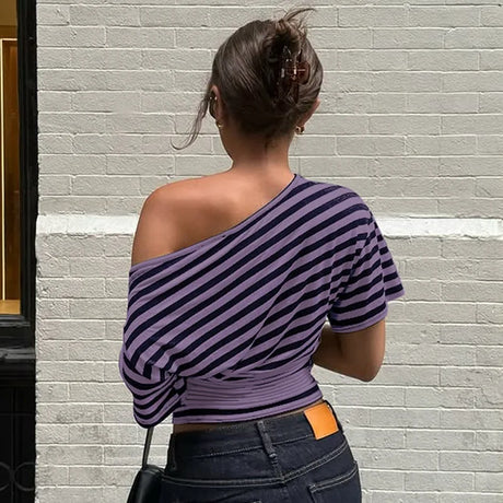 2026 New Autumn Women Vintage Striped Off Shoulder T-shirt Waist Cinching Slim Fit Daily Wear Ladies Tops