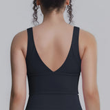 Women Summer Yoga Bra Underwear Shockproof Bra Sports Running Beautiful Back V Shaped Fitness Yoga Tank Top Bra with Chest Pad ﻿